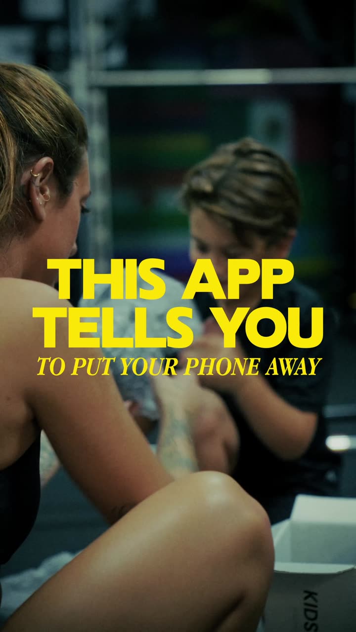 This app tells you to put your phone away