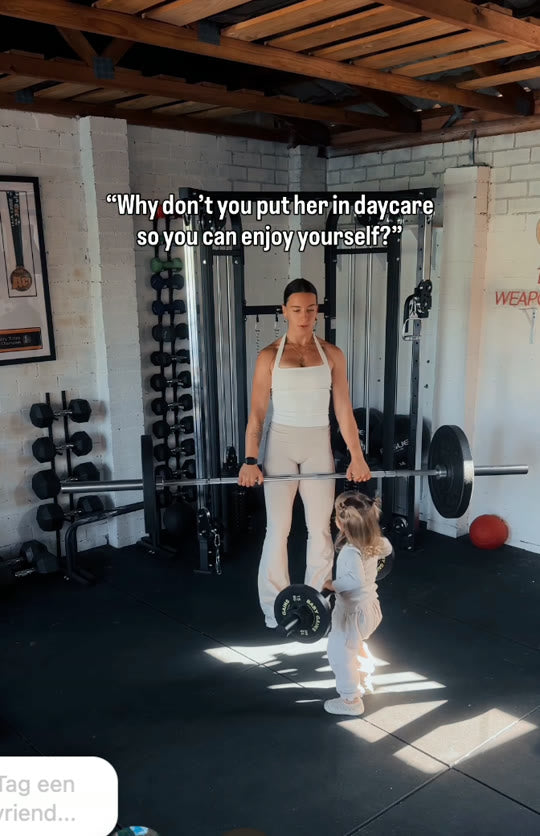Video by @sofia.pires.fitness